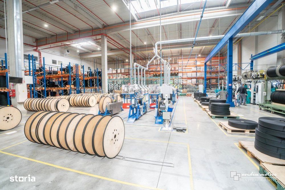 Hala cu rampe si drive in