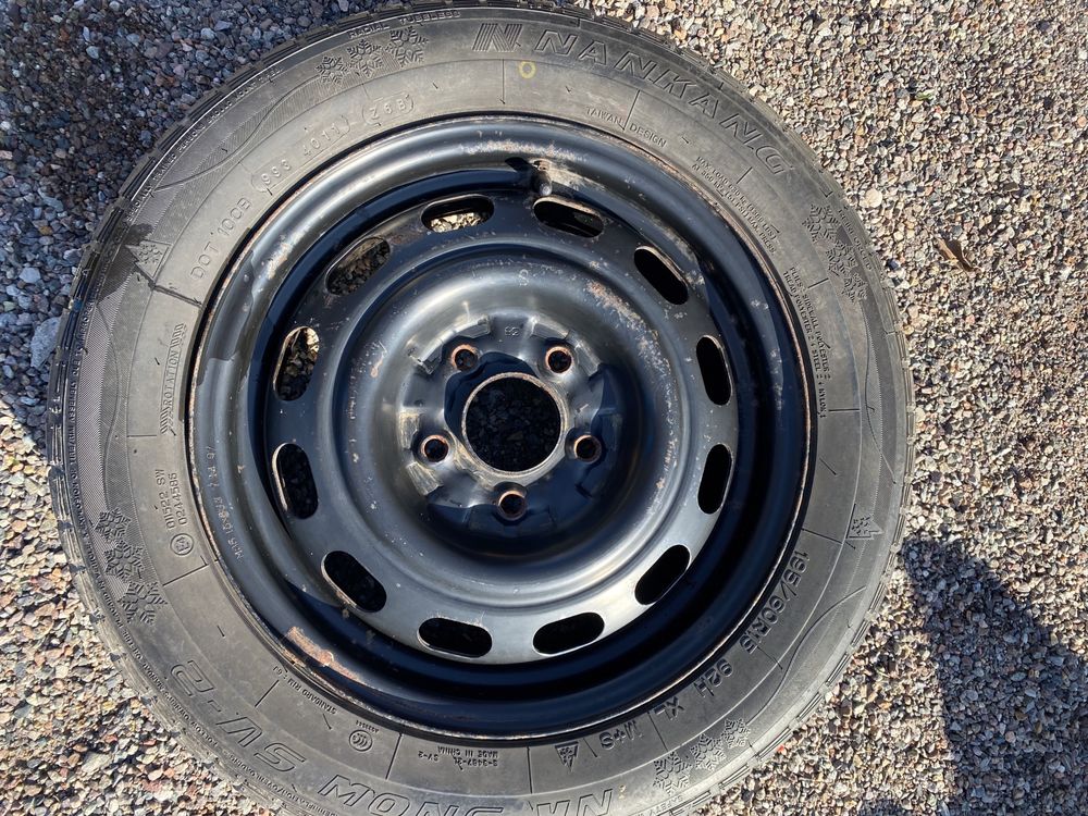 Продам диск с резиной 195/60 R 15