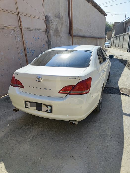 Toyota avalon limited edition 2008