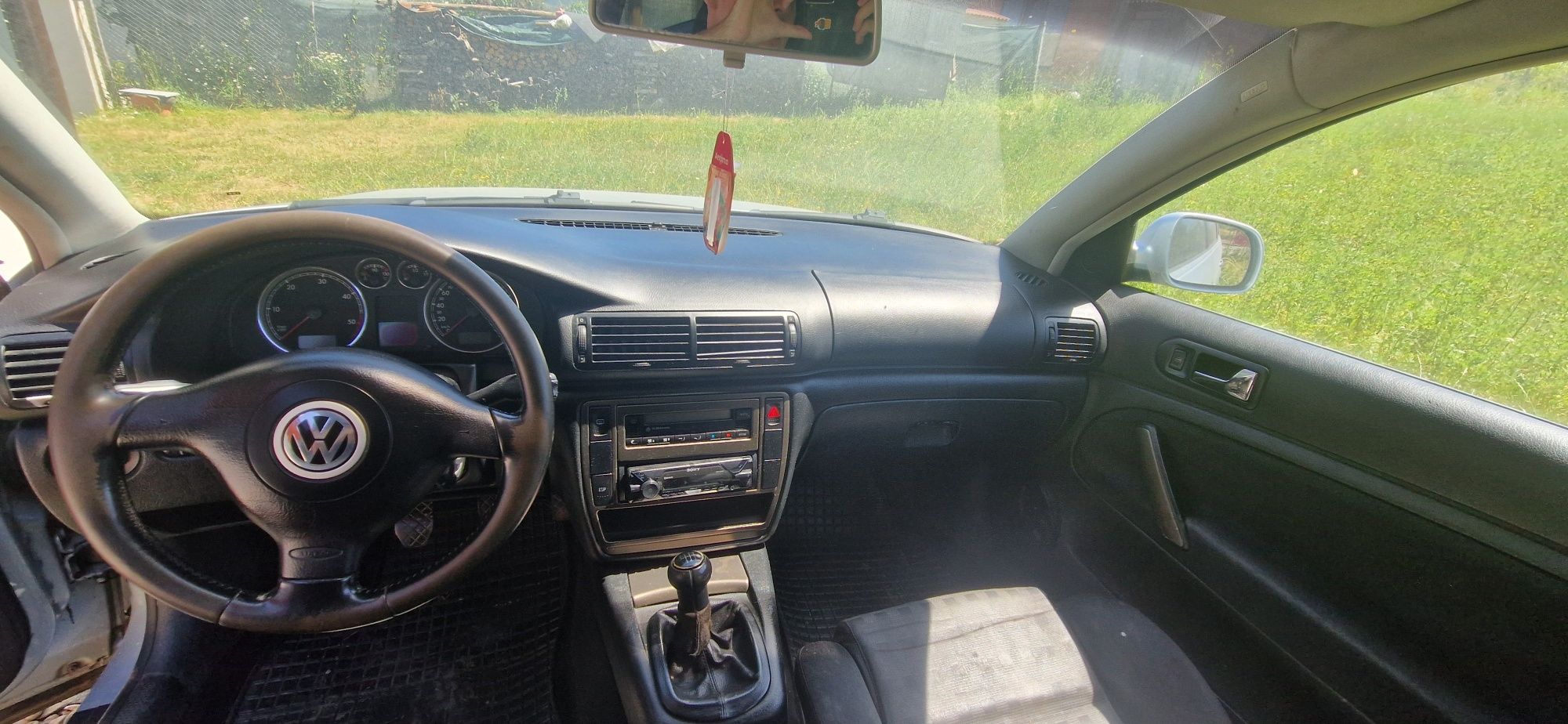 Vand passat b5.5 radiat