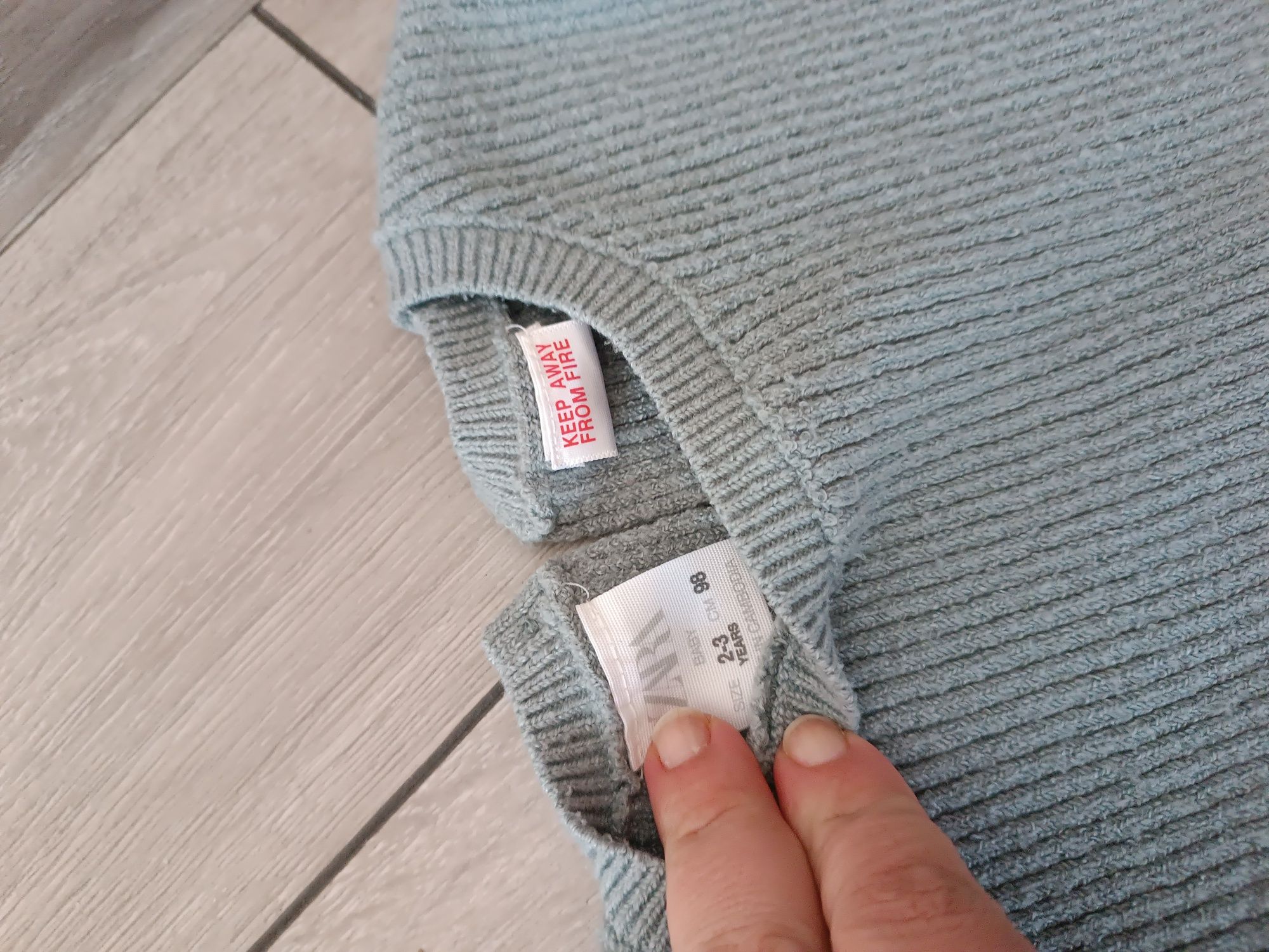 Zara ,Moschino 98 разкошни дрешки