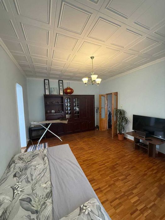 Дархан. Метро Хамида Алимджана 1 ком. квартира в Центре