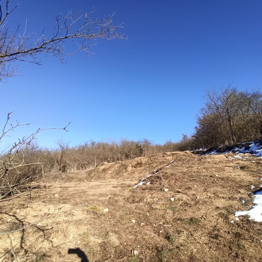 Продава се Парцел в с. Средногорово, Област Стара Загора - 655 кв.м за 21 €/кв.м - Снимка #1