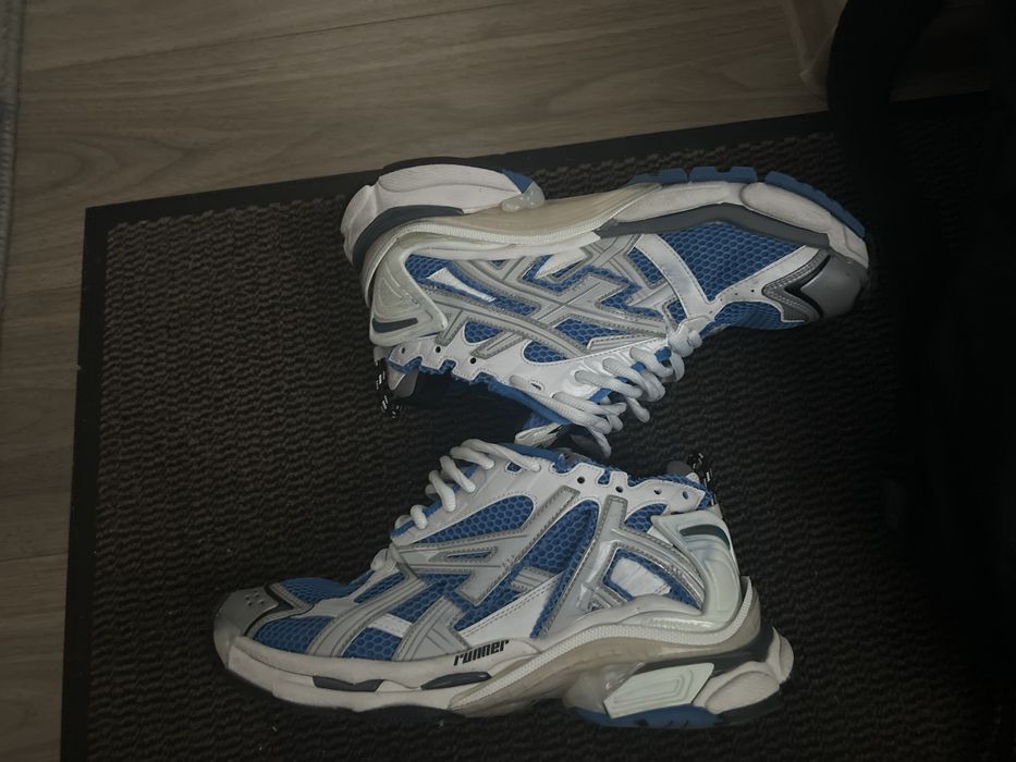 Balenciaga runner