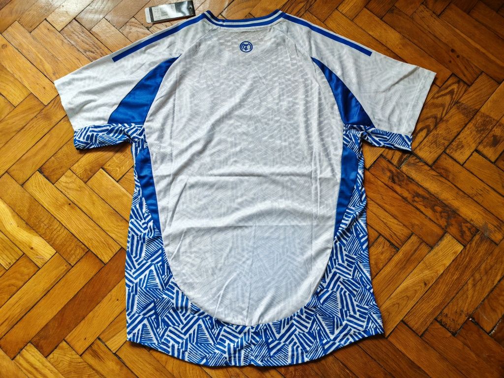 Tricou original Adidas Real Madrid Noua Varianta de joc  25/26