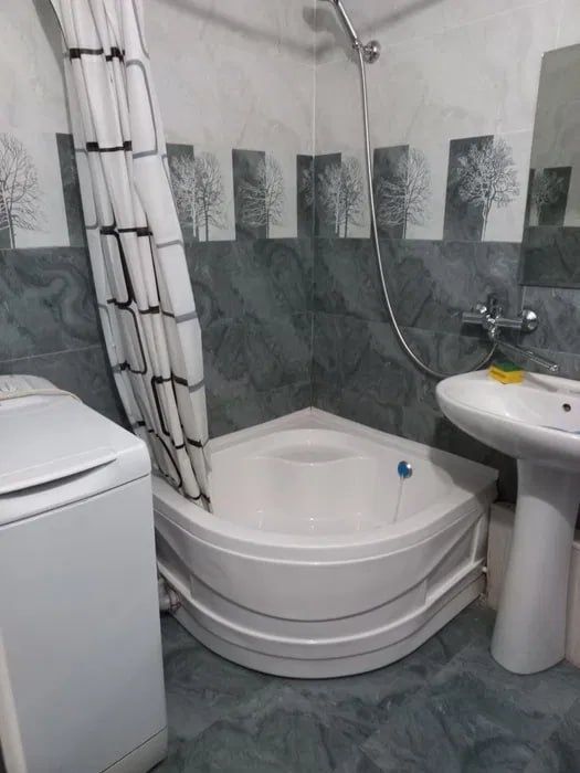 Chilonzor tumani Novza metroni yonida 2xonali kvartira ijaraga berilad