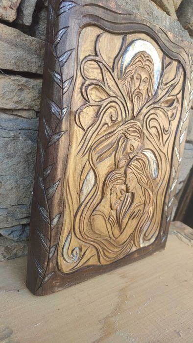 Дърворезба "Любовта на Бога" - Арт изкуство, уникален подарък