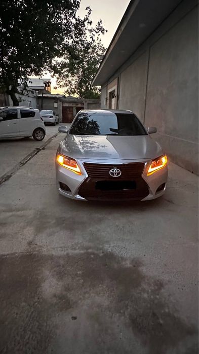 Toyota camry hybird