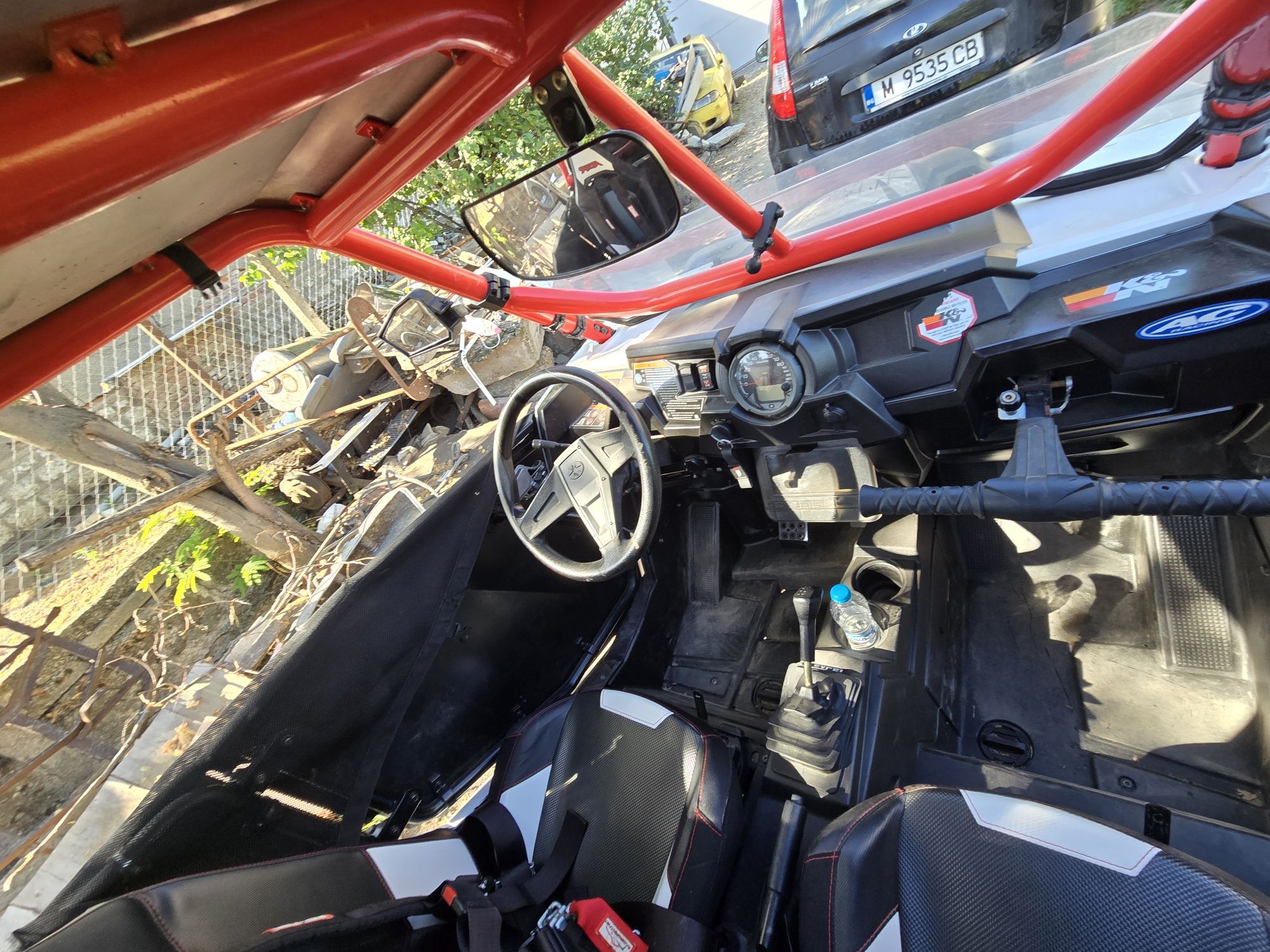 Utv Polaris rzr 1000xp