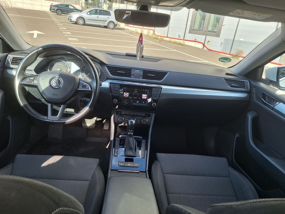 Vând Skoda Superb 2016