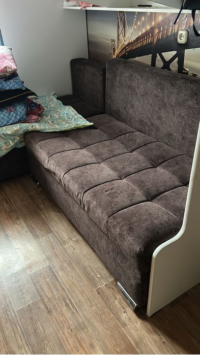 Диван двухярусный с новым атопедическим матрасом