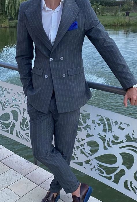 Costum 2 piese, marimea 54 slim