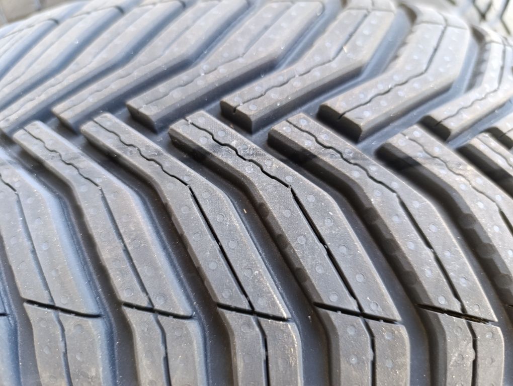 Всесезонни гуми Michelin 195/65/15 Cross climate 2,dot 2025