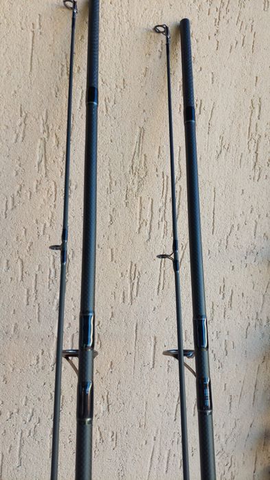 Set crap daiwa windcast: 2 lansete 3.90m 3,5lb/ 2 mulinete 5500qda