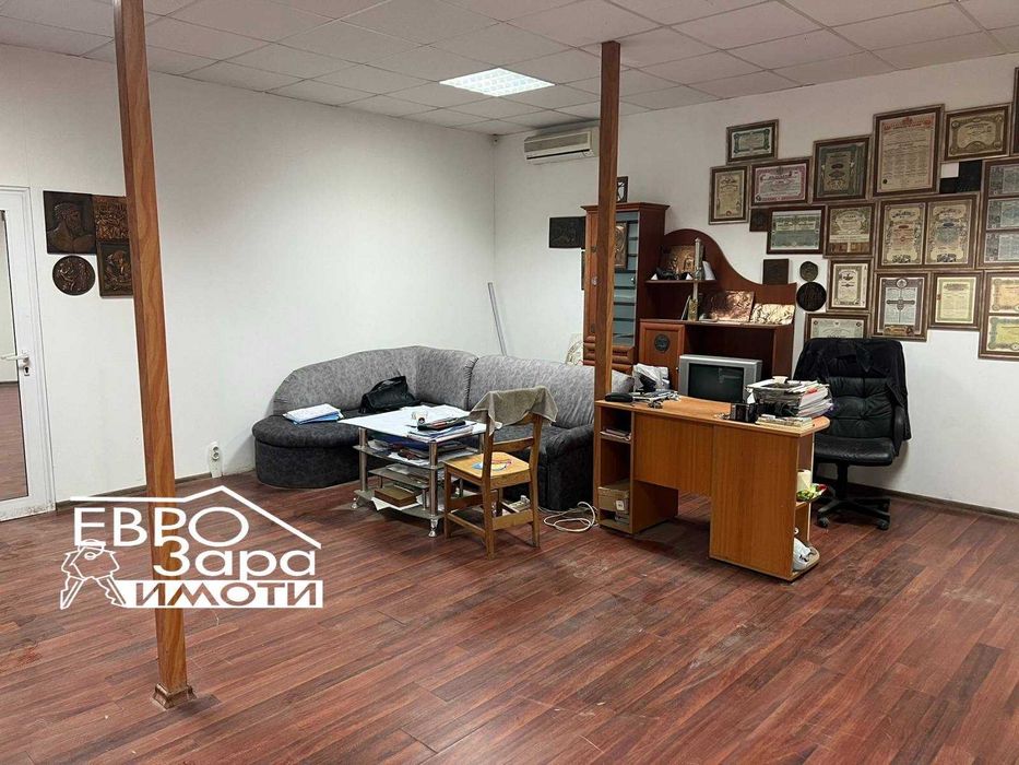 Дава се под наем Магазин в Стара Загора, Железник - център - 130 кв.м за 408 € - Снимка #2