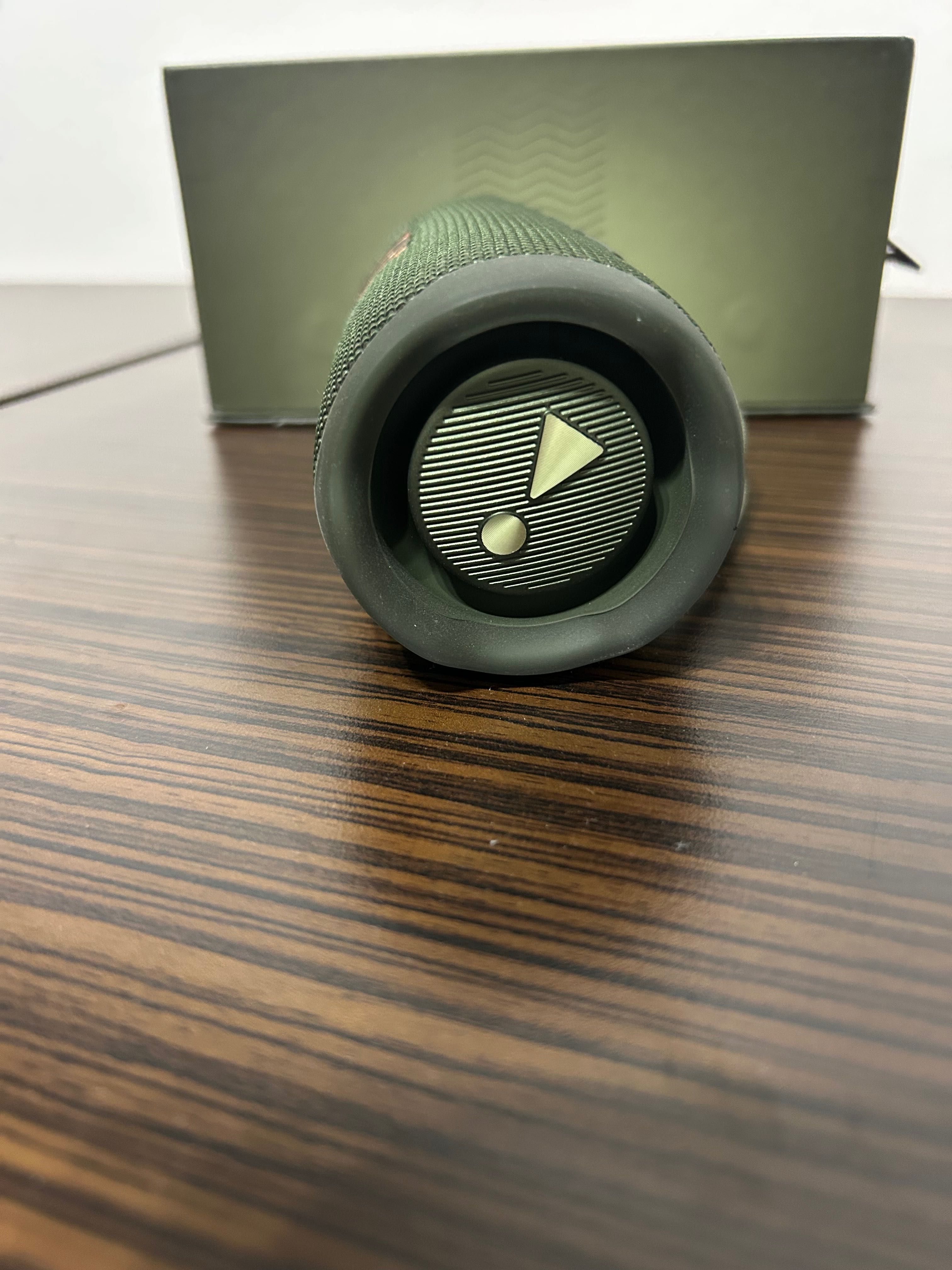 Boxa Jbl portabila