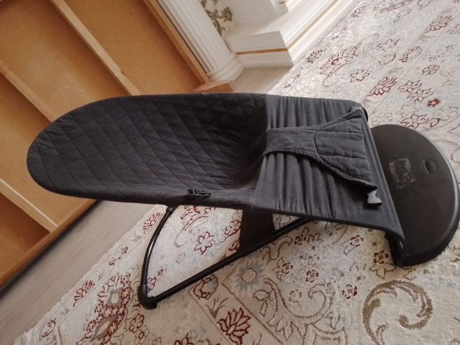 Продаётся детский шезлонг