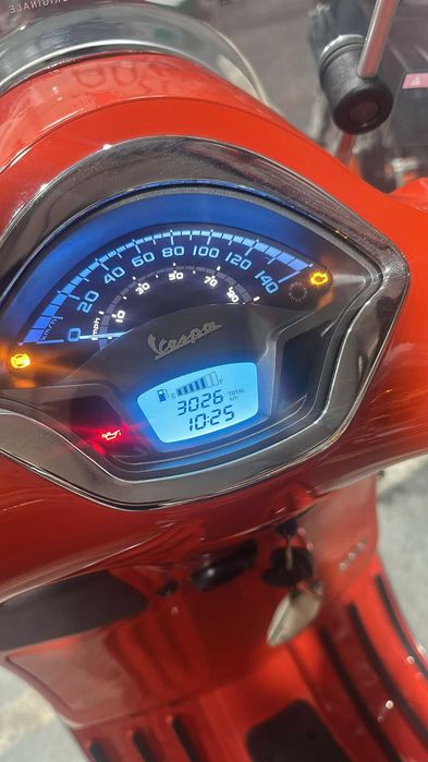 VESPA GTS 300 / AN 2021 / 24 CP