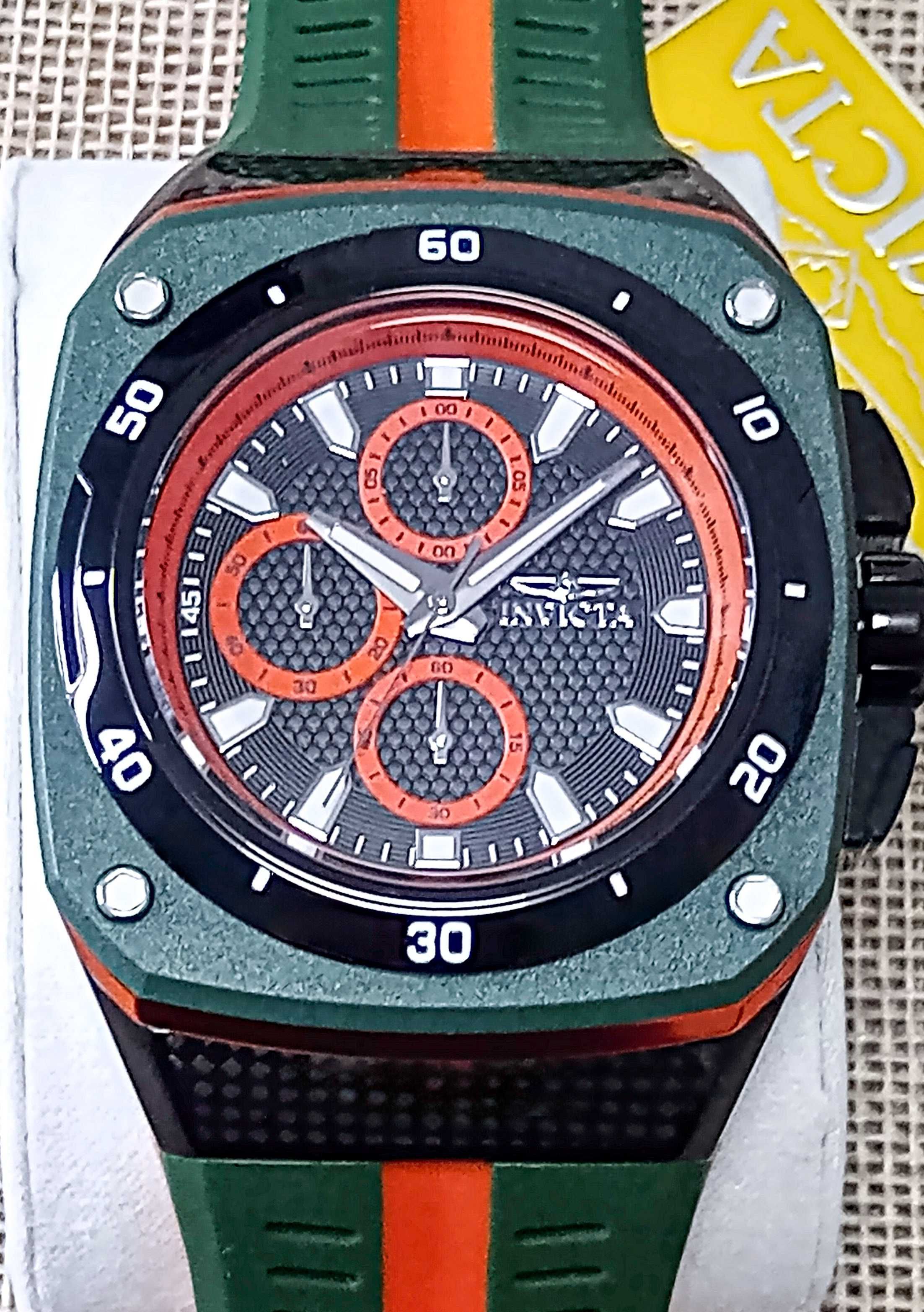 Ceas Invicta Speedway Chronograph Quartz Black Dial  46107 -Barbati