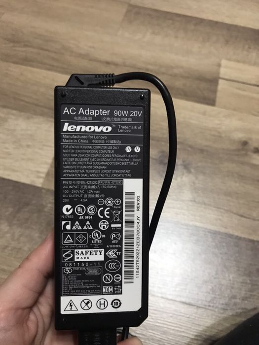 Incarcator laptop lenovo mufa rotunda 90w 20v original