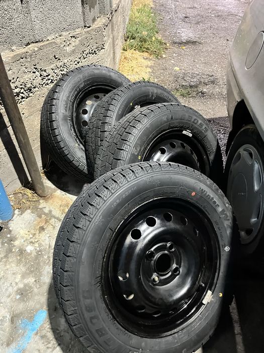 Зимний шина Р 14