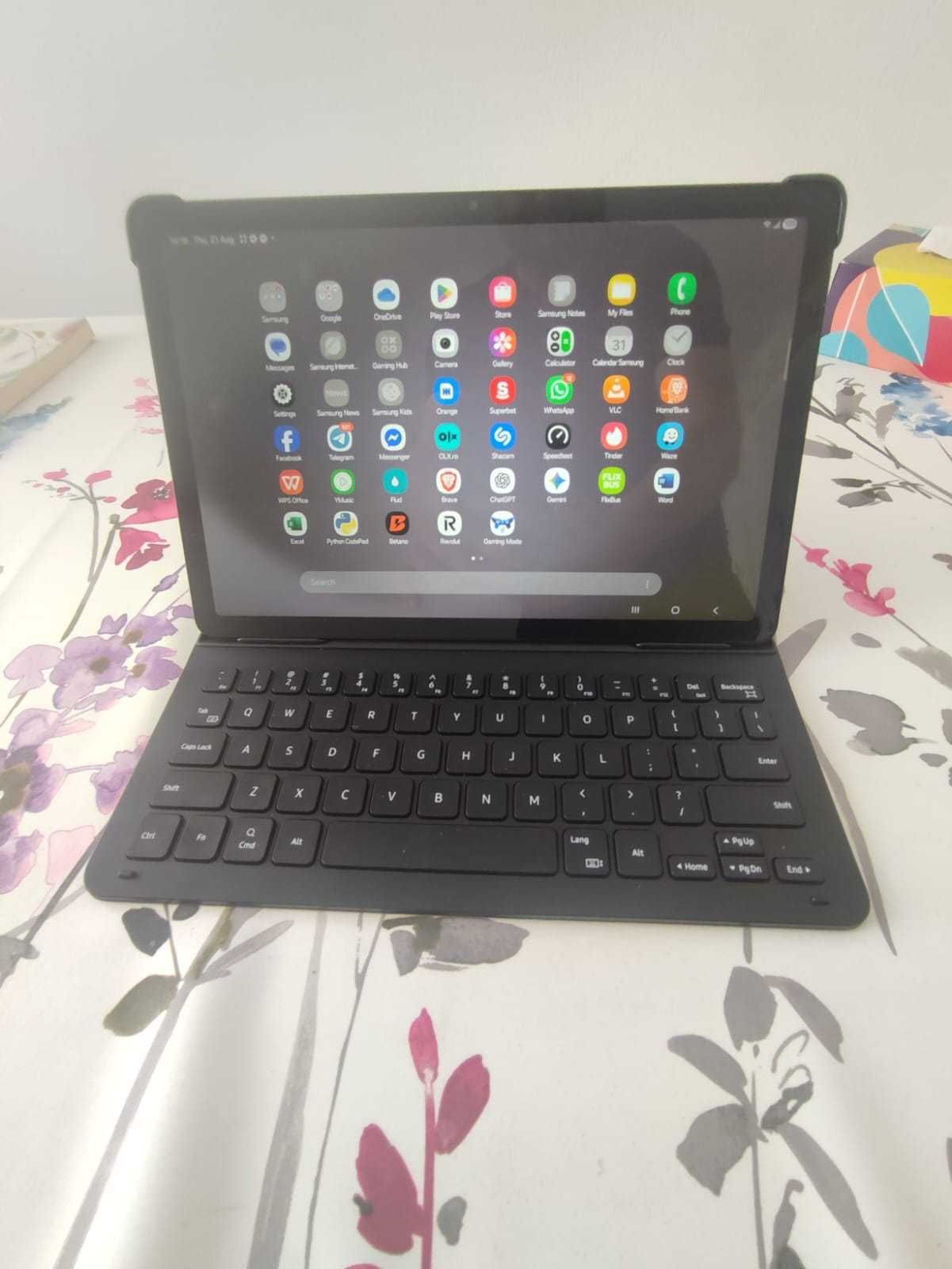 Tableta Samsung Tab A9+ 5G 128GB 8GB RAM + Husa Tastatura