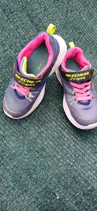 Skechers ,în stare buna!