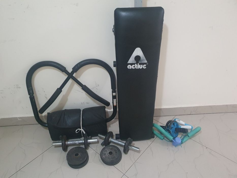 Vând aparate antrenament