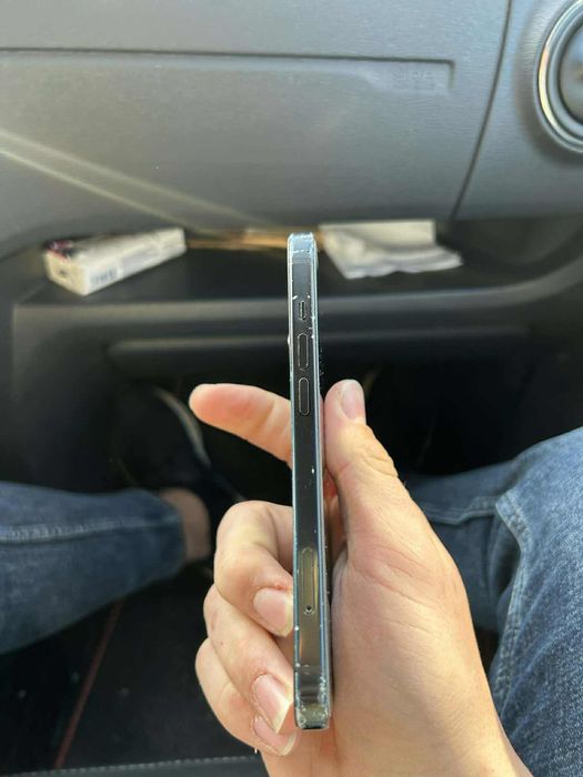 Телефон iphone 15 128gb