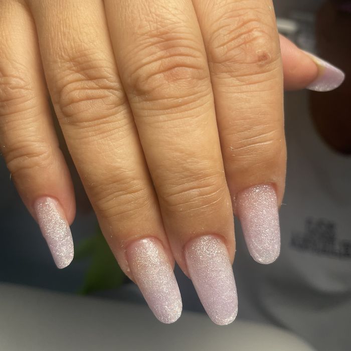Aplic unghii cu oja semipermanenta si gel