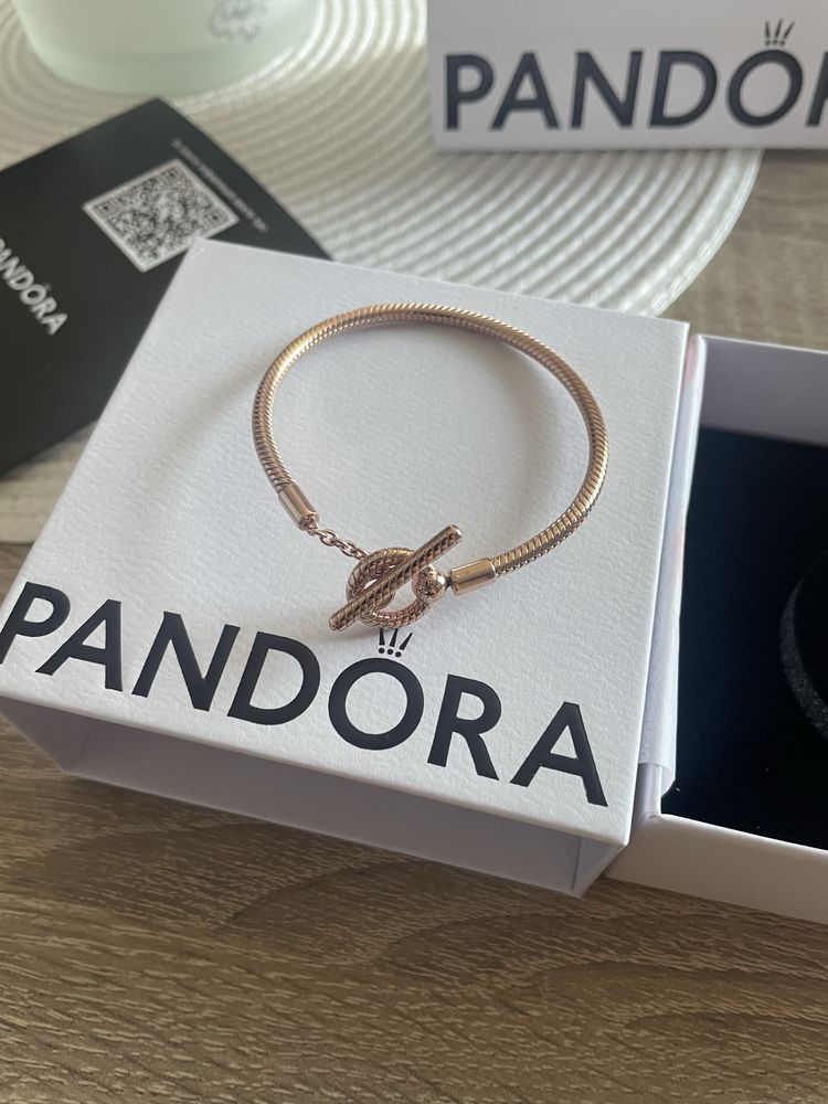 Гривна Pandora Аз и Ти размер-18см