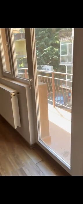 Vand apartament 3 camere si loc parcare subteran
