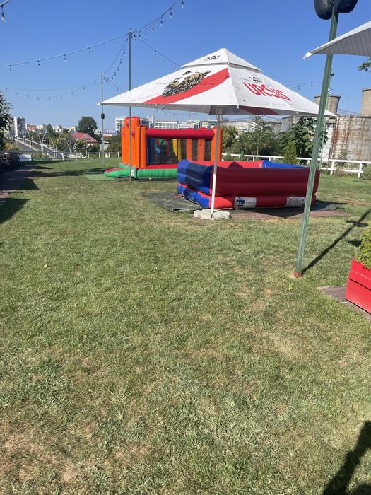 Tobogan gonflabil / topogan si locuri de joaca