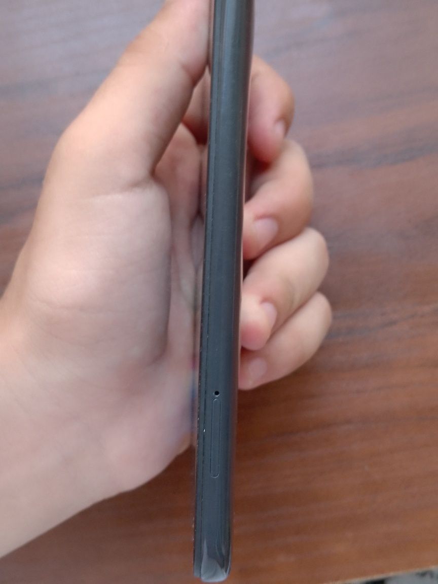 Redmi 8 64rom 4ram