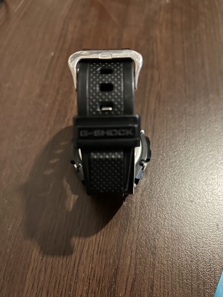 Casio G-shok GST-400