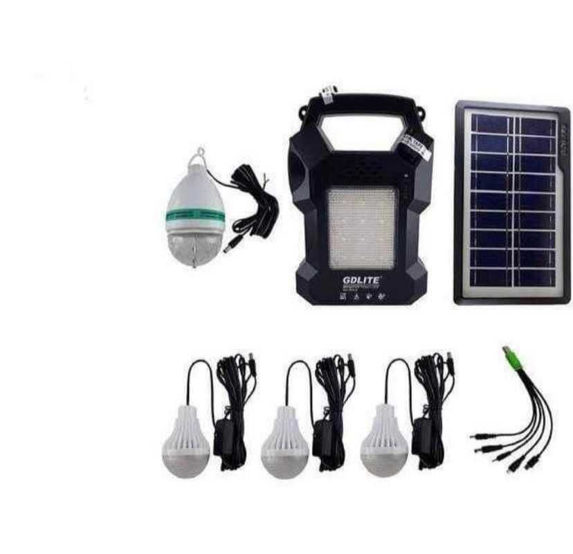 KIT cu PANOU SOLAR pentru camping - 3 becuri, USB, Radio, LED
