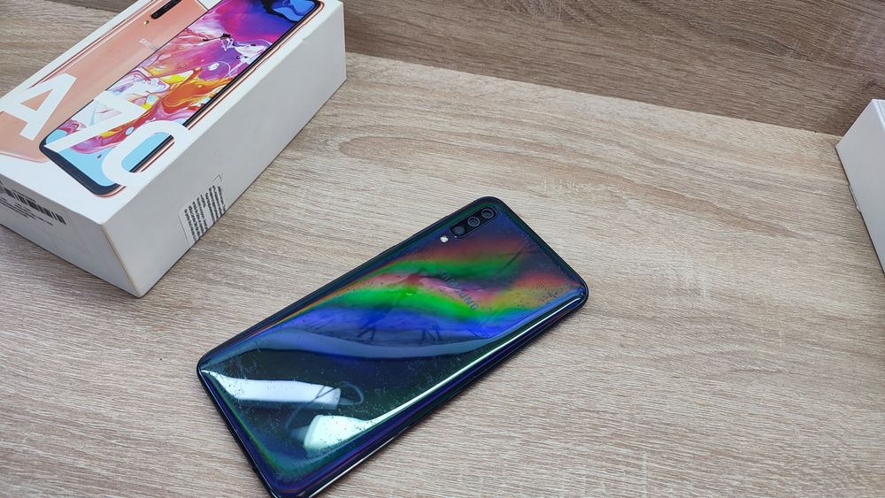 Samsung A70 Blue 128GB 6Gb RAM 349.99 Lei