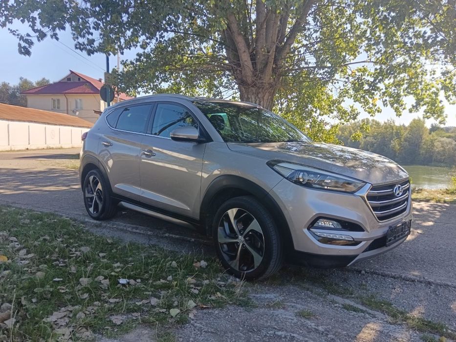 Hyundai Tucson XPosibbil An 2017 Culoare Capucino