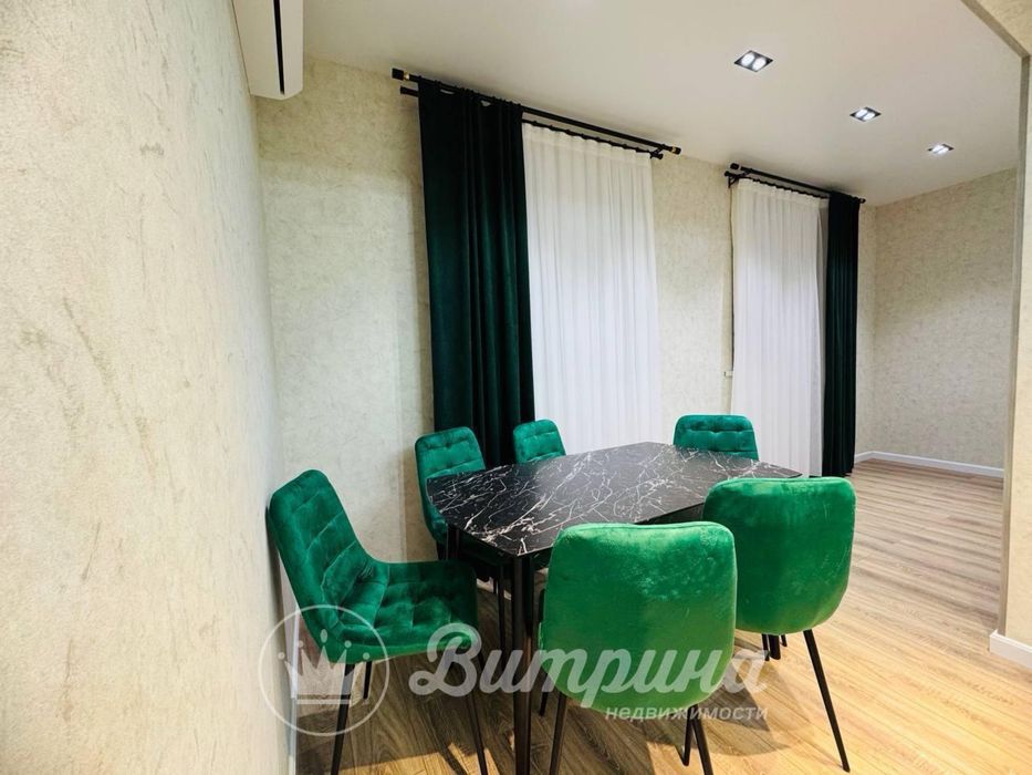 Очень Срочно, 2-х комнатная квартира, с ремонтом