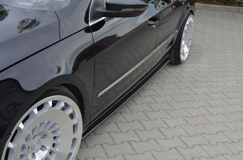 Lip / eleron / praguri vw cc