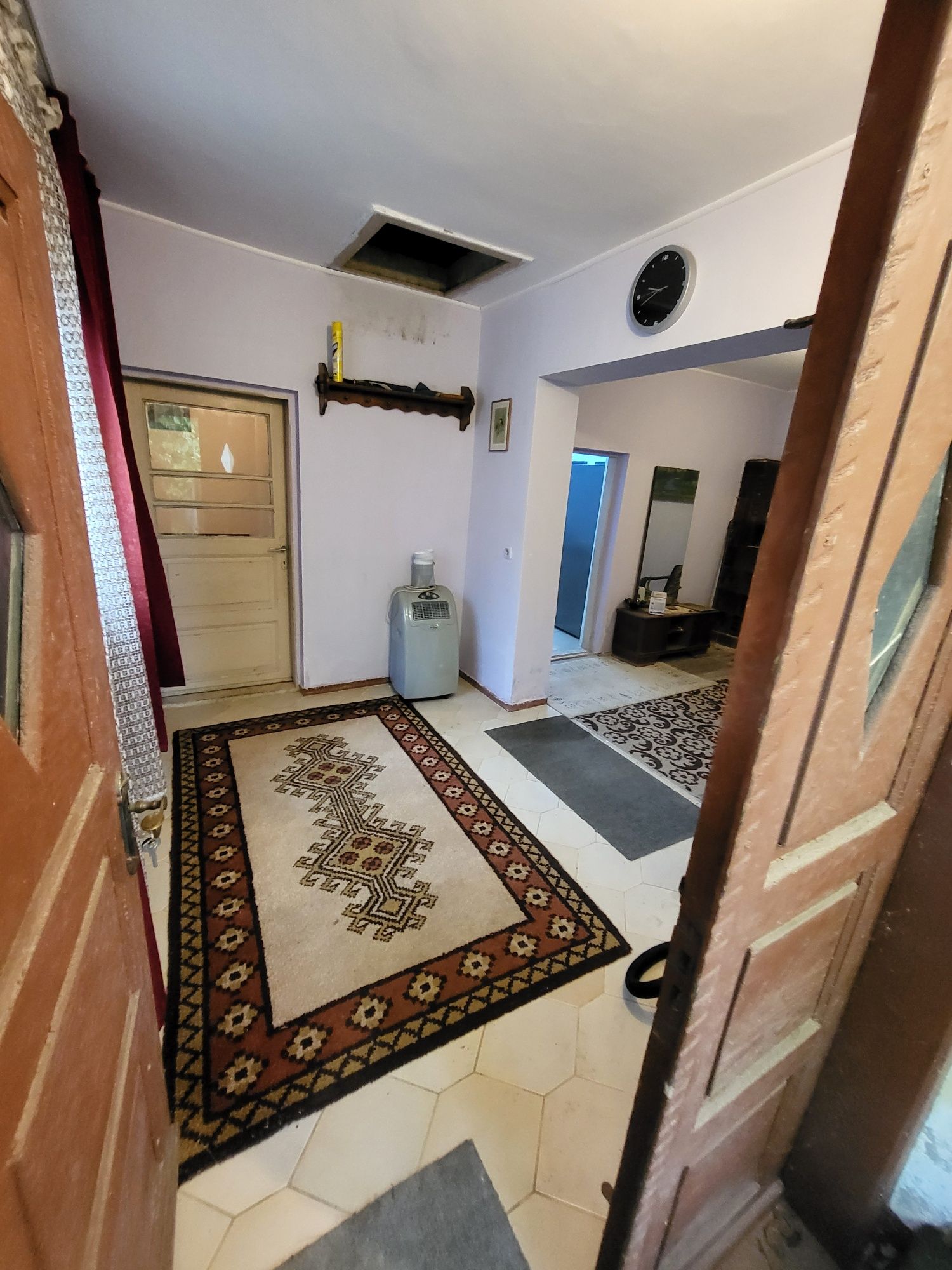 Vand casa 95mp cu teren 2280mp in Ionesti, Valcea,toate utilitatile