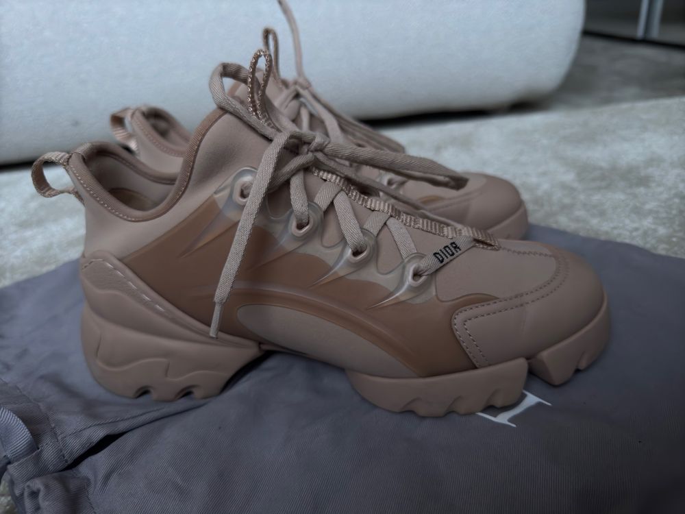 Dior D-connect incaltaminte