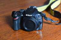 Nikon D3200 - body + grip