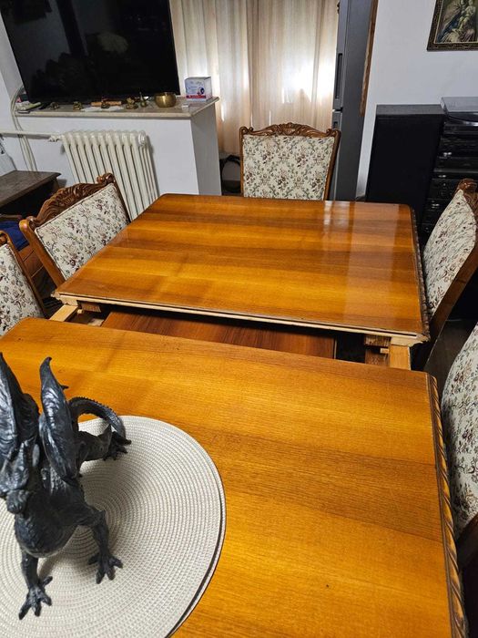 Masă extensibilă din lemn masiv + 6 scaune, stare foarte bună