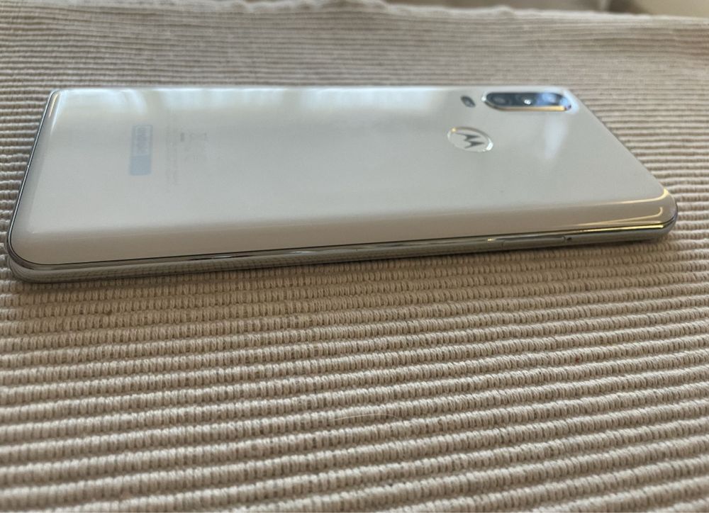 Motorola one action