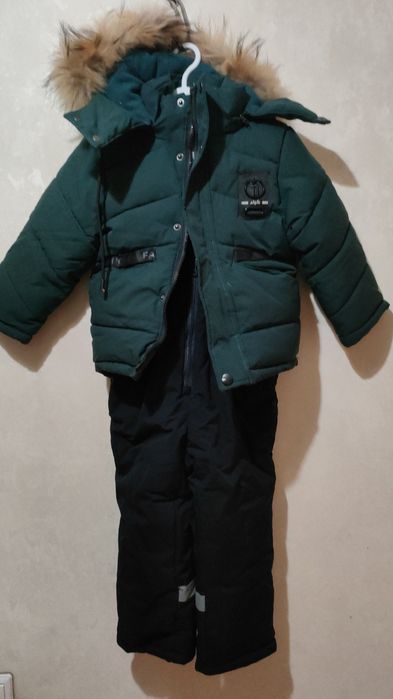 Скидка! Продам зимний комбинезон