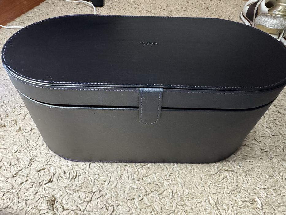 Uscator de par Dyson