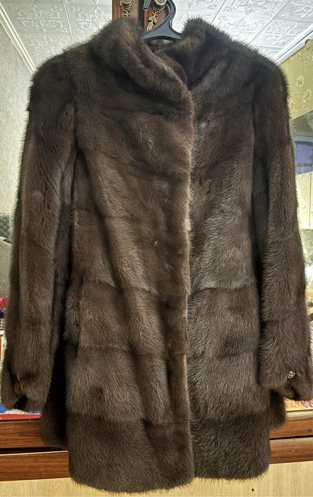 Норковый шуба, 3-4рет киілген, еш жері бүлінбеген 180мың окончательно.