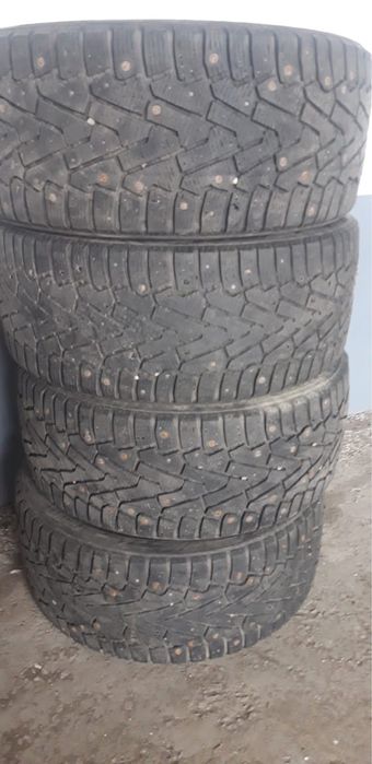 Продам покрышки! Все 8 колес = 50 000тг зимние и летние!
