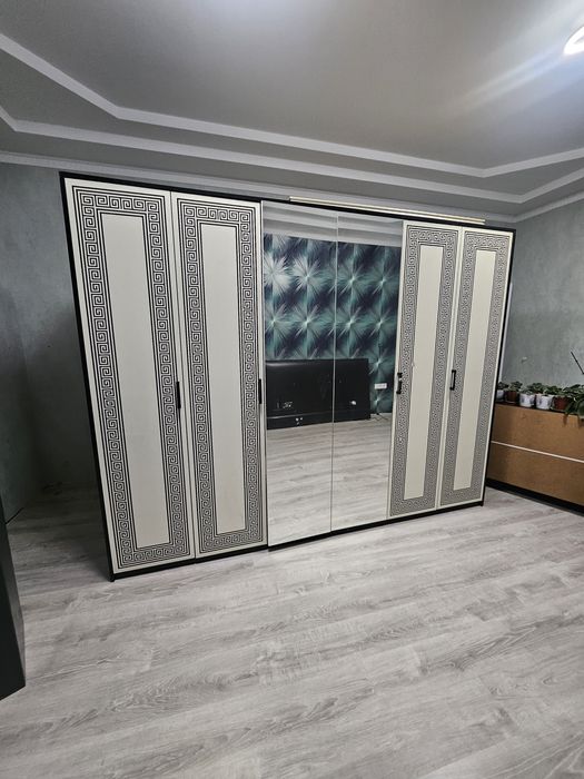 Продам шифоньер в хорошем состоянии